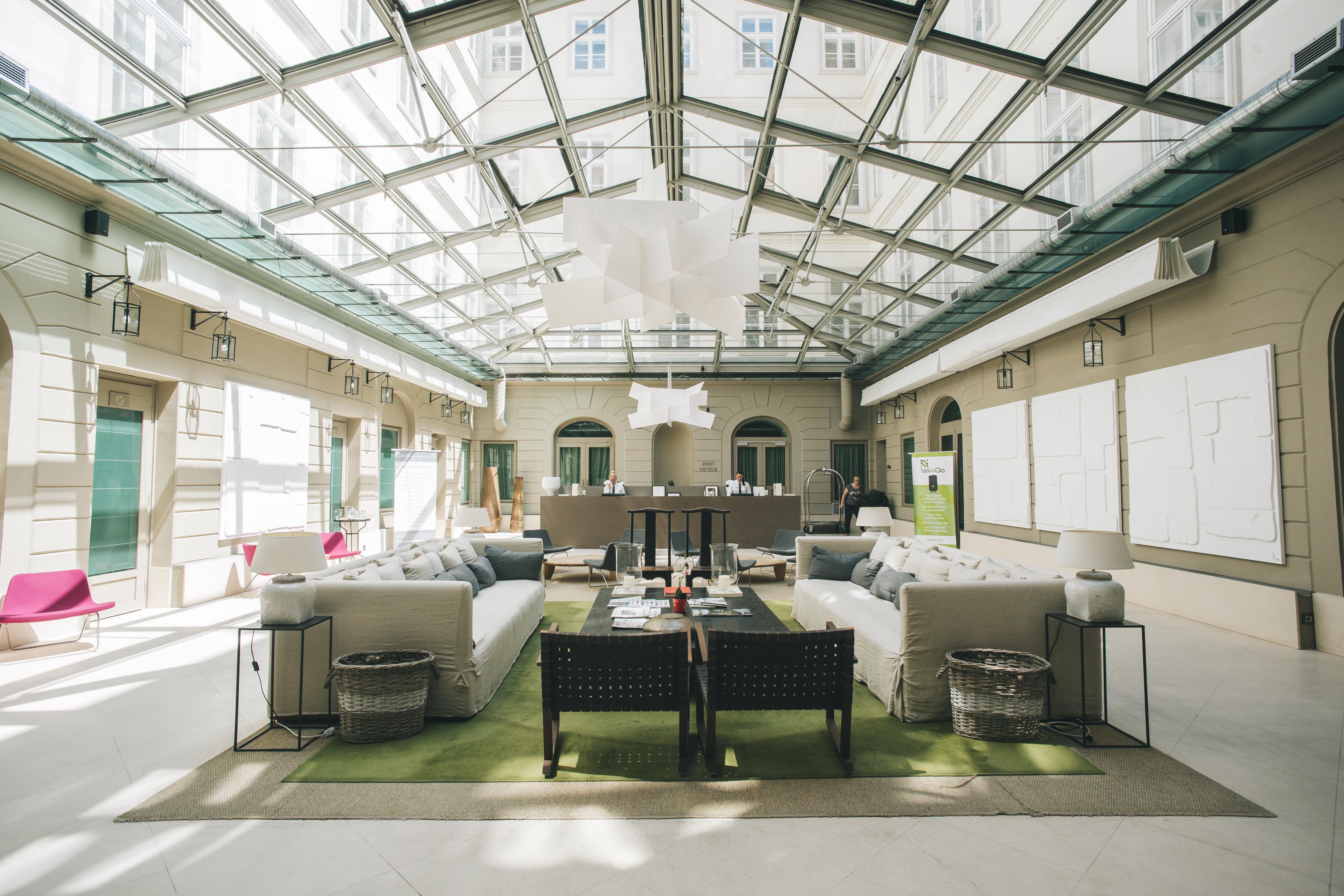 Hotel Zenit Palace